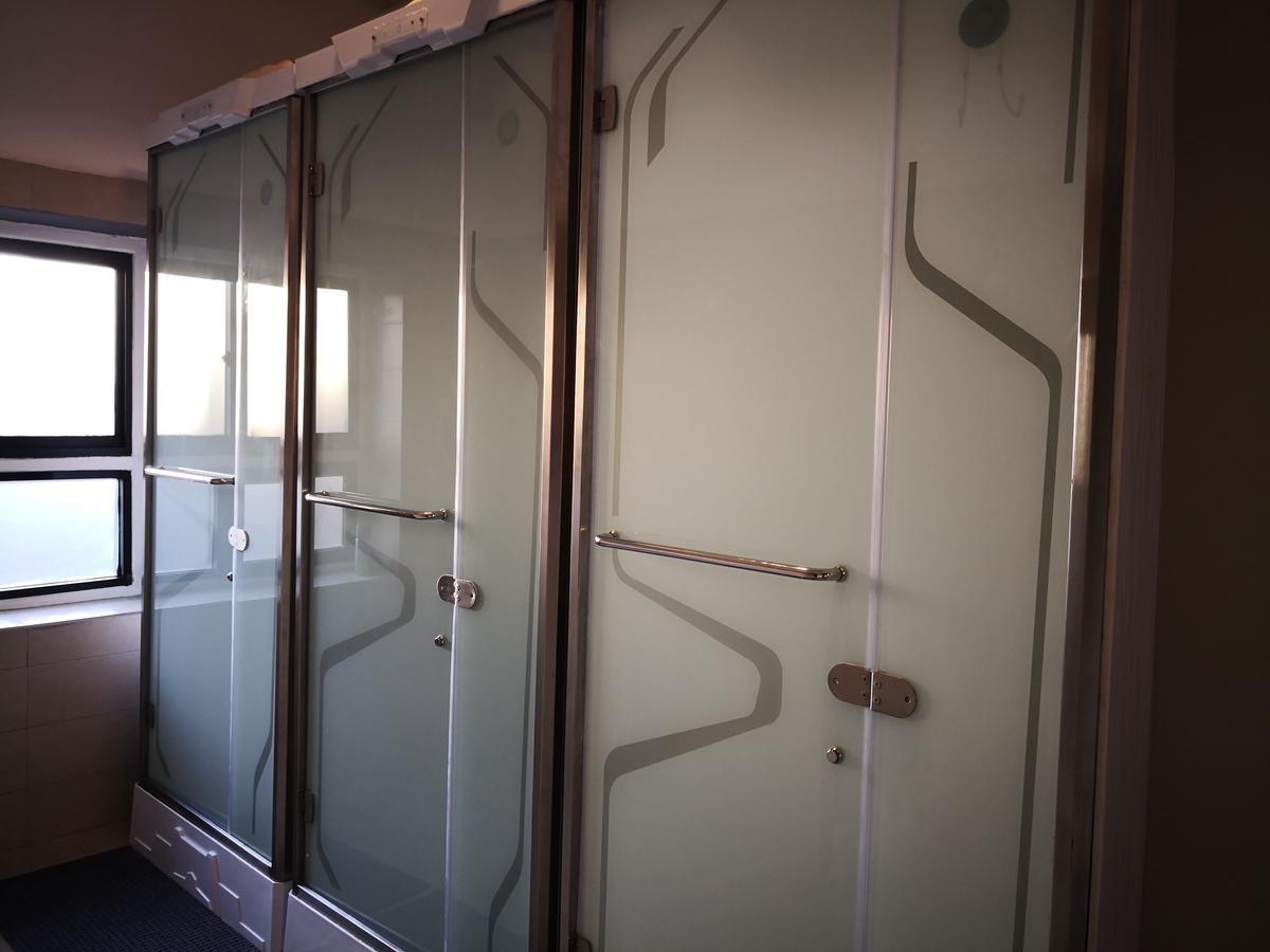 The Capsule Hotel Colombo Esterno foto